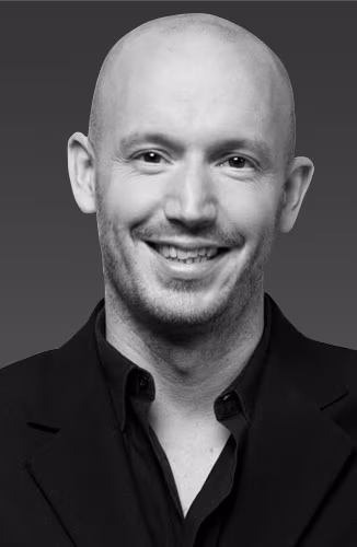Bastian Casaretto - Aveda Artistic Director für Deutschland, Schweiz und Österreich